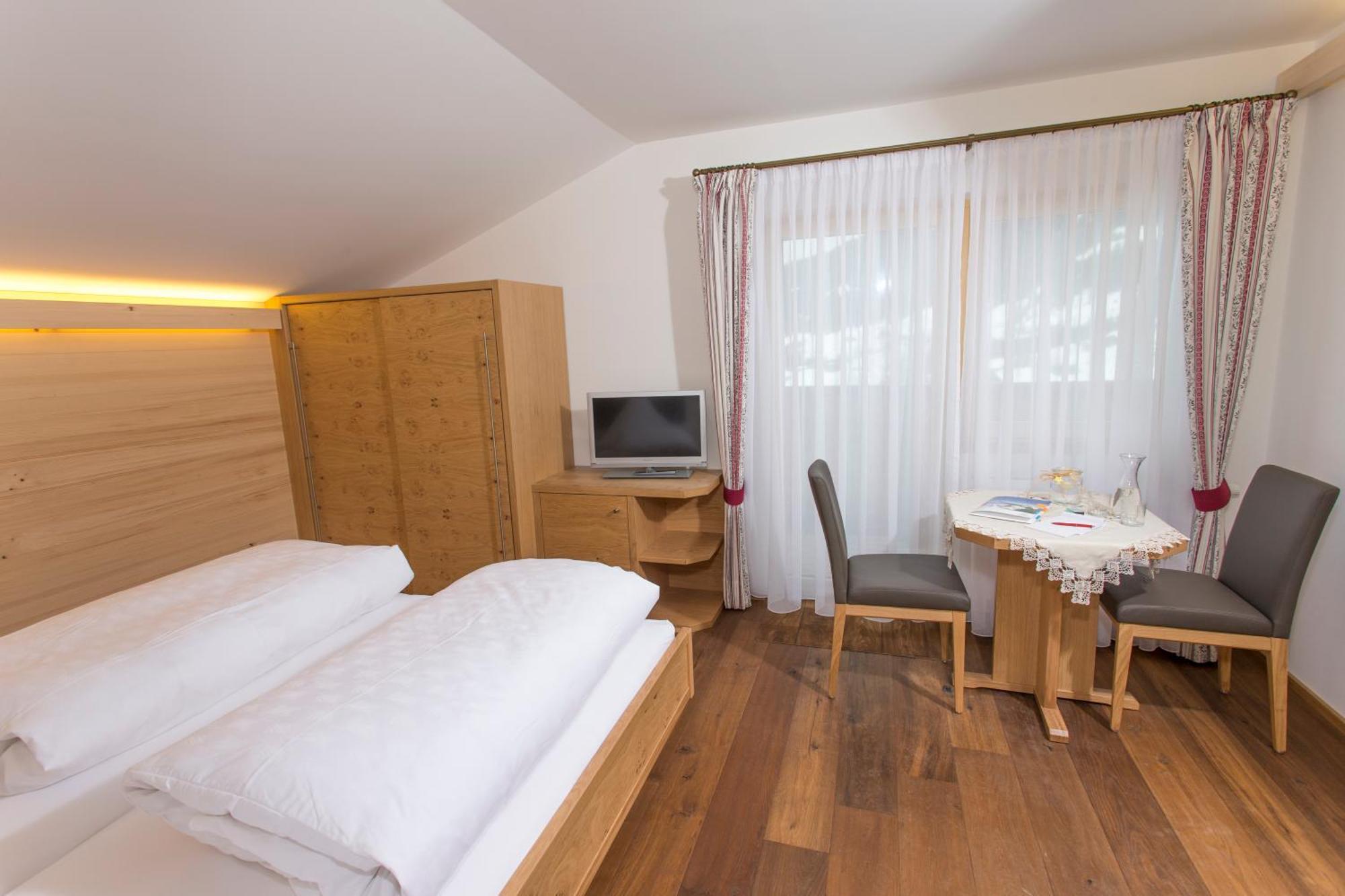 Gaestehaus Mathies Mittelberg Quarto foto